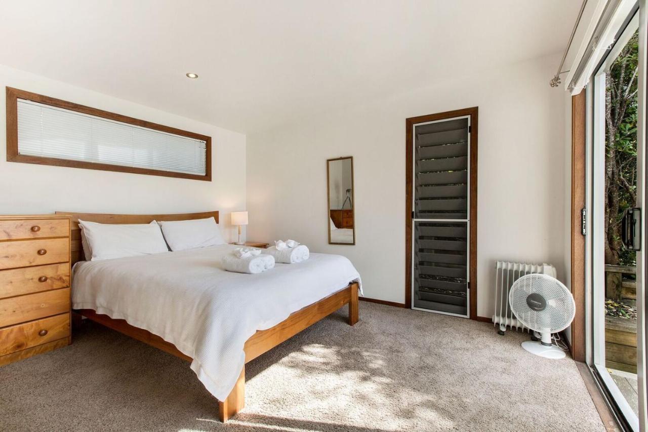 Karaka Sanctuary With Spa Pool By Waiheke Unlimited Oneroa Camera foto