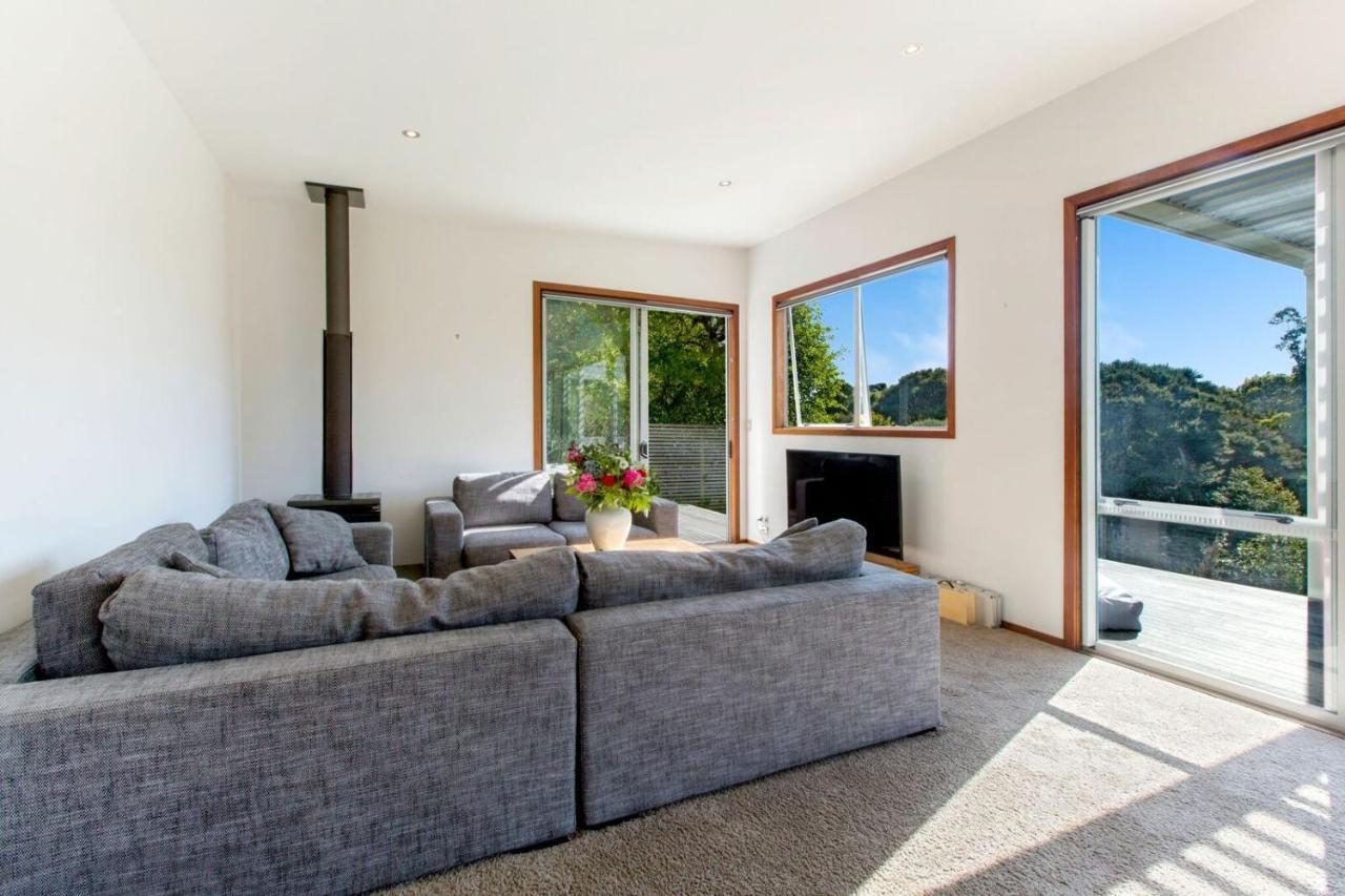 Karaka Sanctuary With Spa Pool By Waiheke Unlimited Oneroa Camera foto